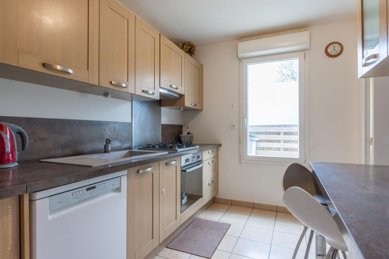 Le Duplex Chessy - 15Min From Disneyland - 2 Private Parkings - Garden - Kingsize & Queensize Bed - Supermarket Behind The House Екстериор снимка