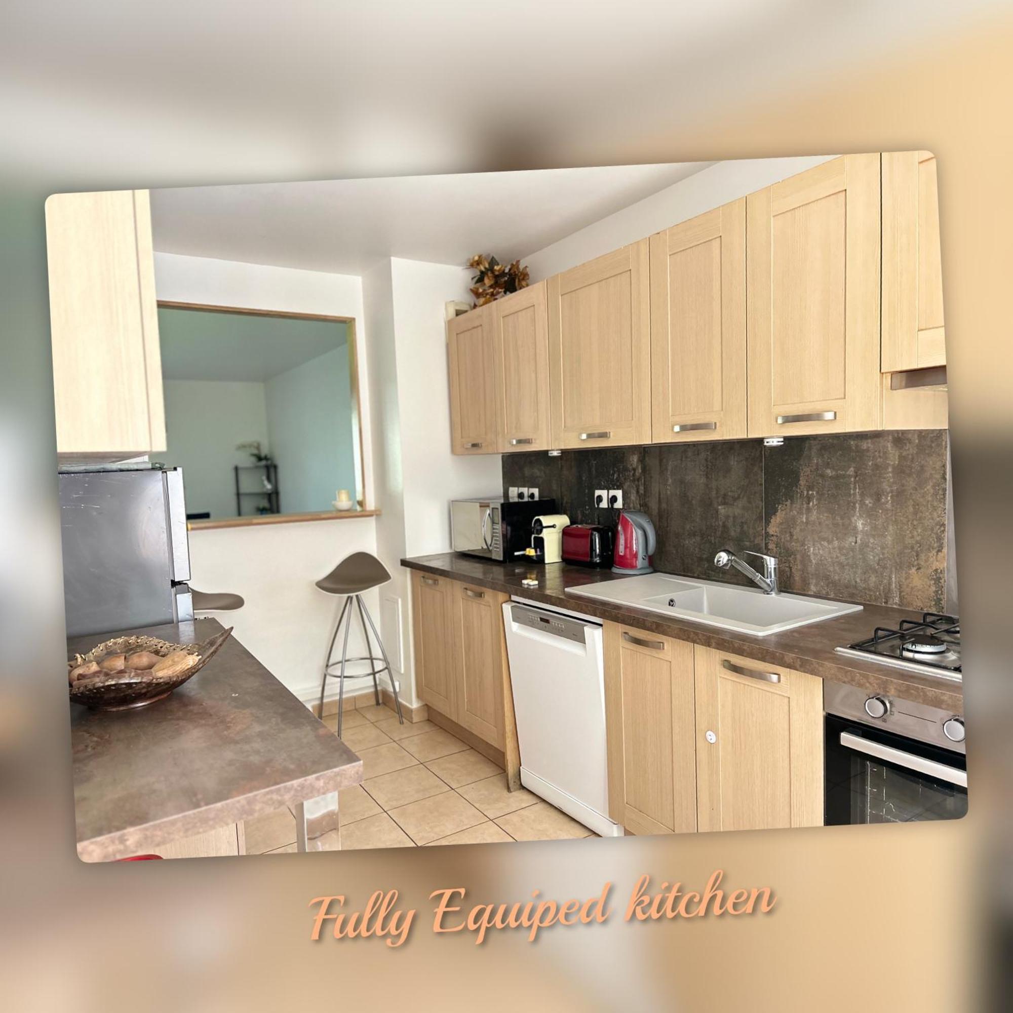 Le Duplex Chessy - 15Min From Disneyland - 2 Private Parkings - Garden - Kingsize & Queensize Bed - Supermarket Behind The House Екстериор снимка